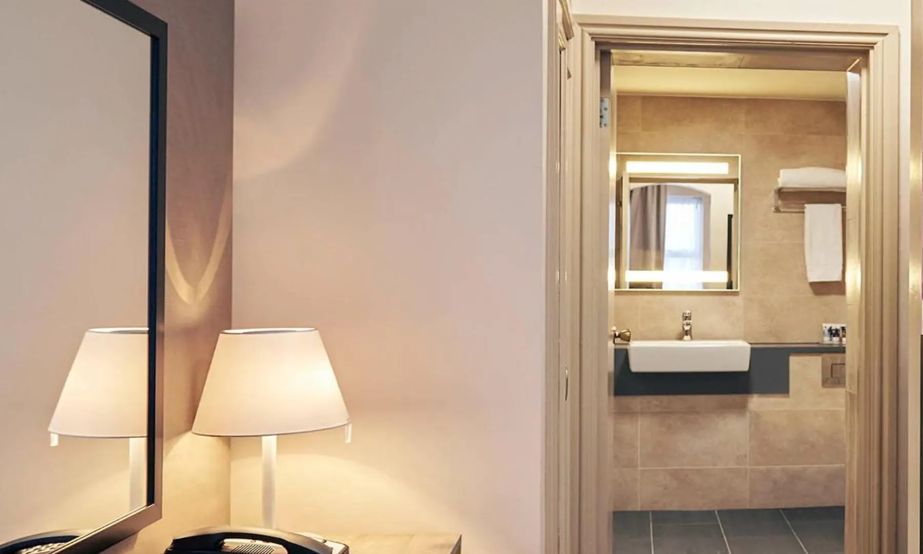Hotel Exeter Rougemont Station Experience By Palette Resorts